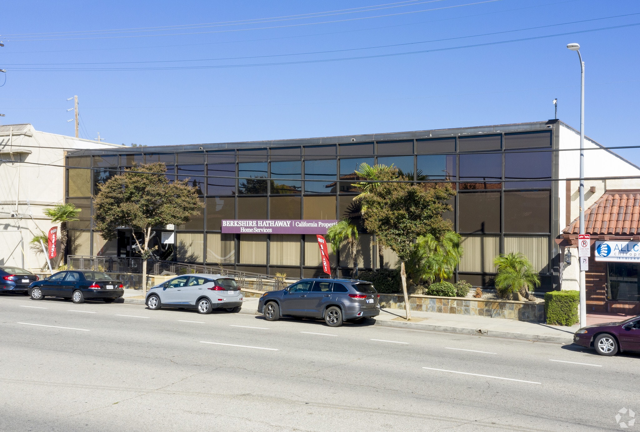 21049 Devonshire St, Chatsworth, CA for lease Primary Photo- Image 1 of 13