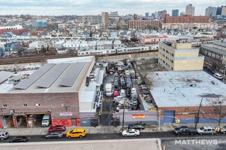 More details for 8771 130th St, Richmond Hill, NY - Industrial for Sale