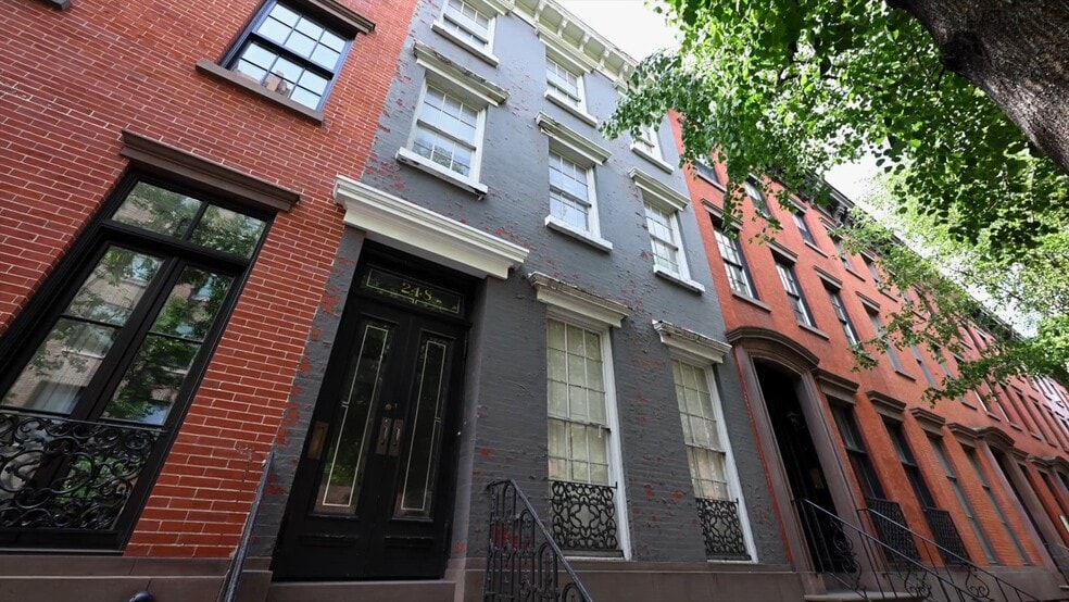 248 W 12th St, New York, NY for sale - Commercial Listing Video - Image 2 of 13