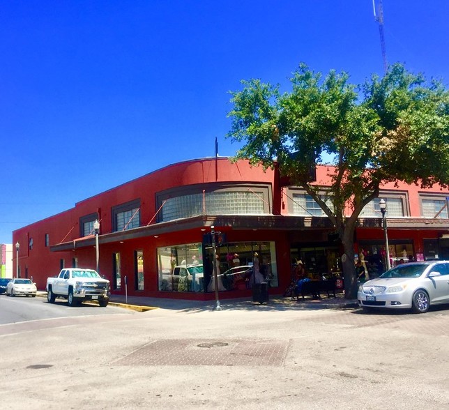 401 S Main St, McAllen, TX for sale - Building Photo - Image 1 of 1