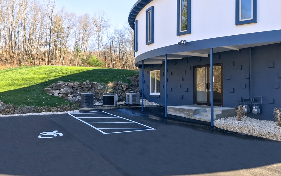 2030 Straits Tpke, Middlebury, CT for lease - Building Photo - Image 3 of 5