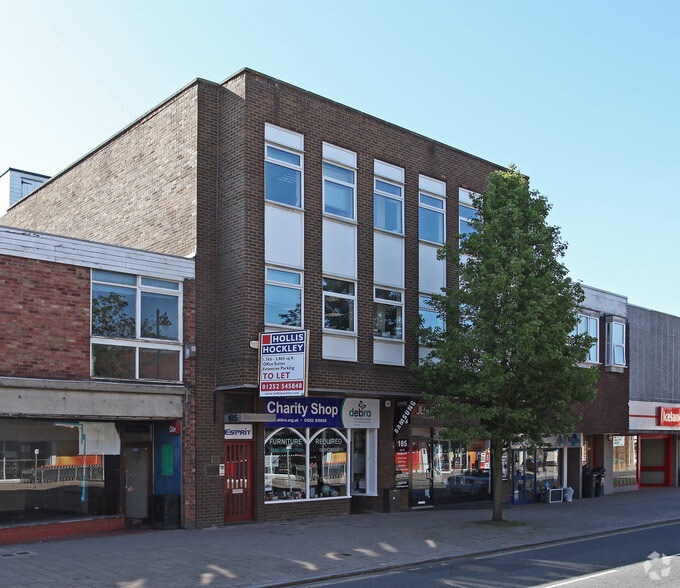 185 Fleet Rd, Fleet for sale - Building Photo - Image 1 of 2