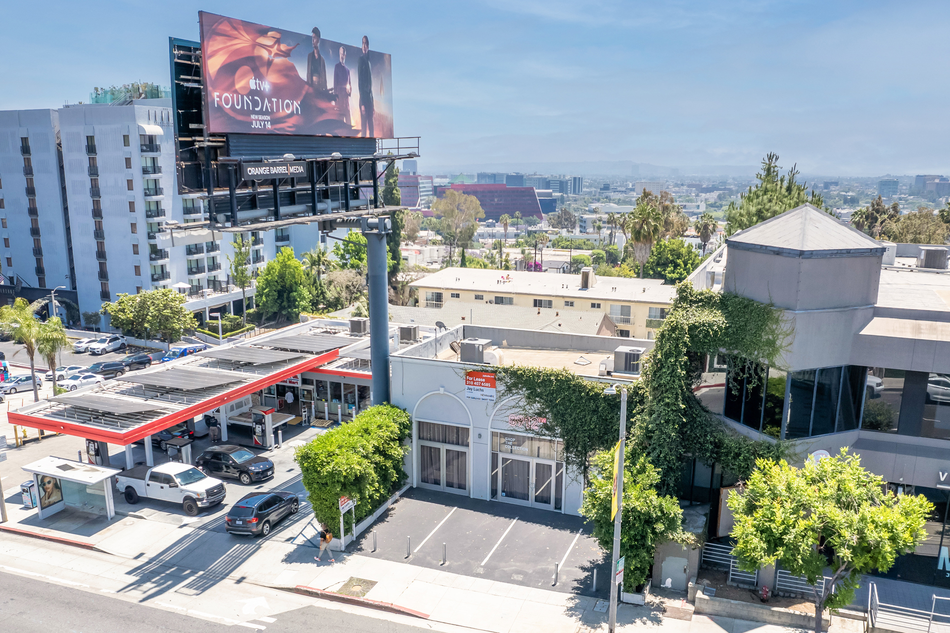 8912 W Sunset Blvd, West Hollywood, CA à louer Photo du bâtiment- Image 1 de 16