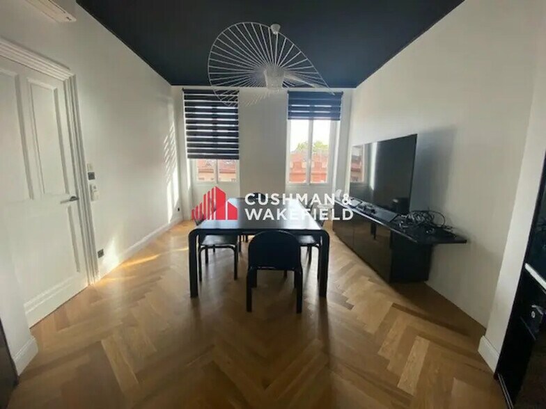52 Rue D'Alsace Lorraine, Toulouse for lease - Interior Photo - Image 3 of 7