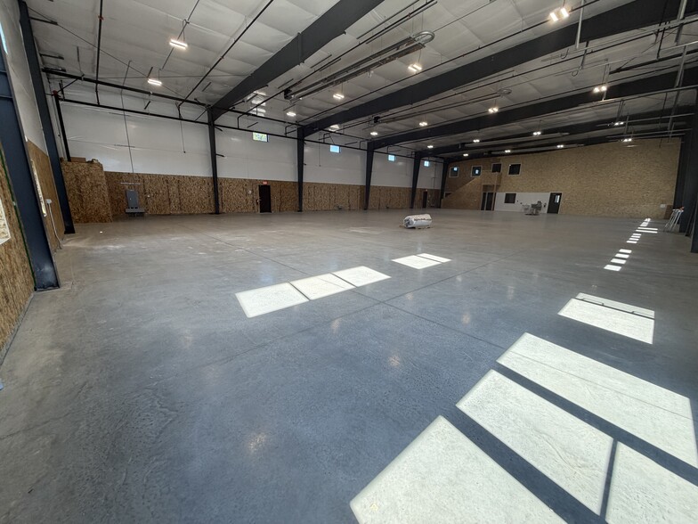 3830 Olympic Ave, Spokane, WA for lease - Interior Photo - Image 2 of 15