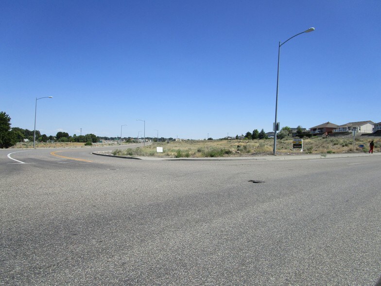 1550 Tapteal Dr, Richland, WA à vendre - Photo du bâtiment - Image 3 de 8