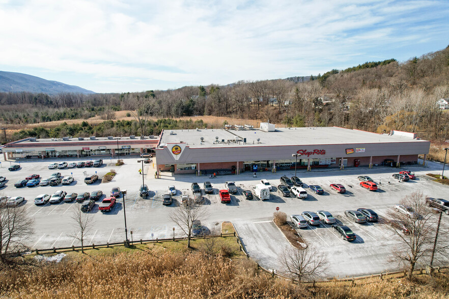 100-112 Shoprite Blvd, Ellenville, NY à vendre - Photo du bâtiment - Image 1 de 1