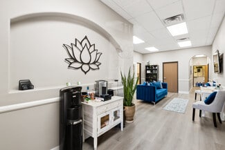 Plus de détails pour 7656 W Sahara Ave, Las Vegas, NV - Bureau à louer