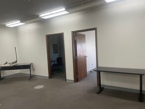 3951 N Meridian St, Indianapolis, IN for lease Interior Photo- Image 1 of 5