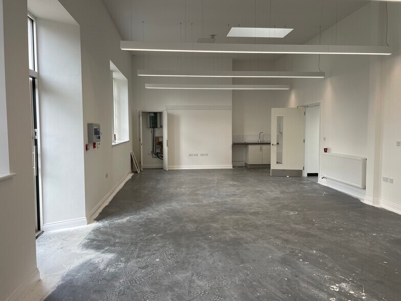 205 Manor Rd, Bristol à vendre - Photo du bâtiment - Image 2 de 16