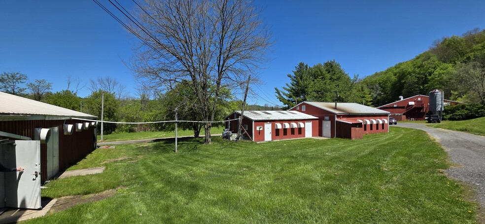 161 Janes Chapel Rd, Oxford, NJ for sale - Building Photo - Image 2 of 10