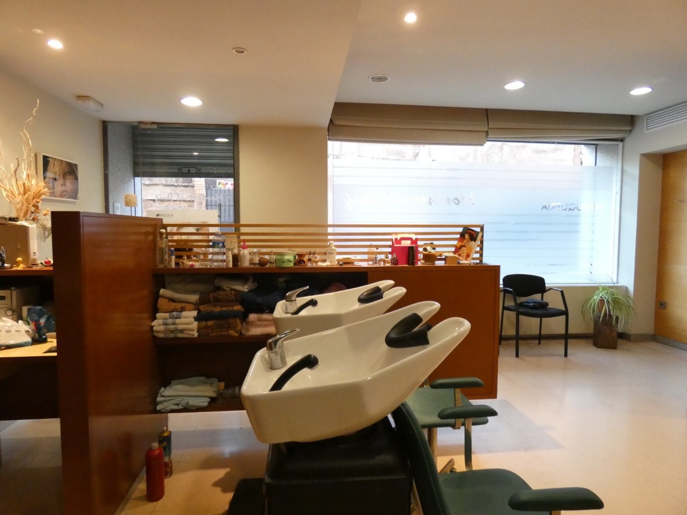 Commerce de détail dans Igualada, Barcelona à louer Photo intérieure- Image 1 de 7