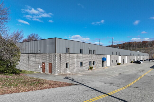 Plus de détails pour 113 Neck Rd, Haverhill, MA - Industriel à louer