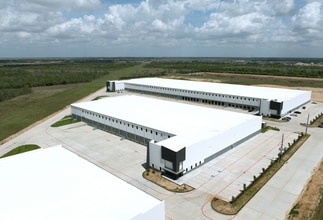 1085 Heritage West Dr, Katy, TX for lease Building Photo- Image 1 of 4