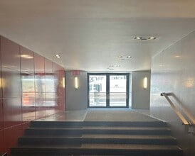 41 W 56th St, New York, NY for sale Interior Photo- Image 1 of 2