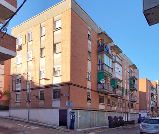 Plus de détails pour Calle Hernán Cortés, 12, Majadahonda - Multi-résidentiel à vendre