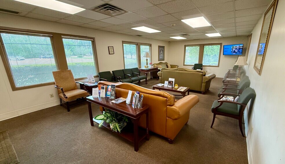 1814 Hospital Dr, Jackson, MS for sale - Building Photo - Image 3 of 15