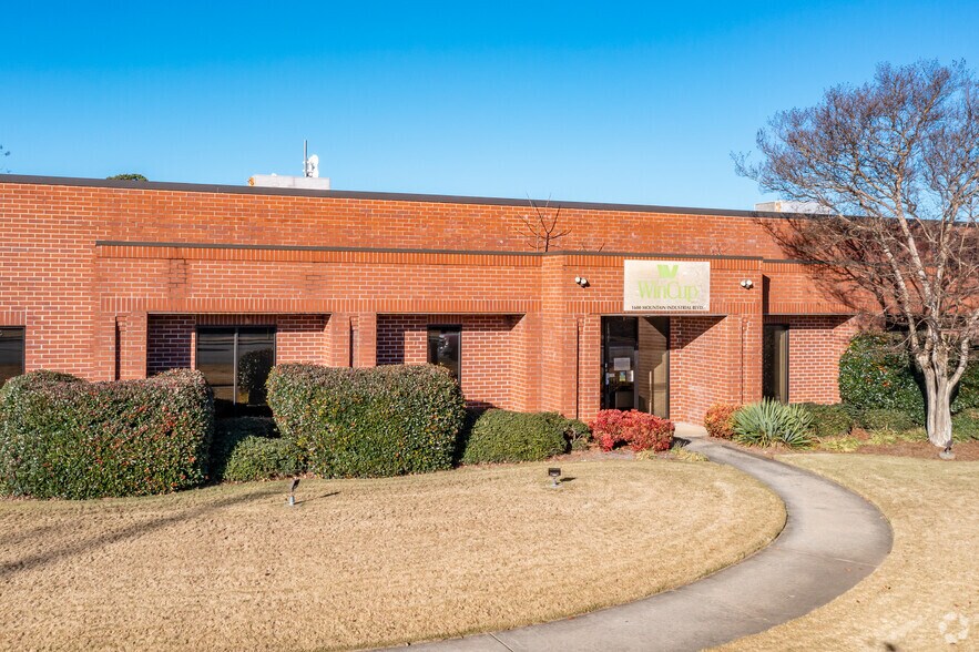 1600 Mountain Industrial Blvd, Stone Mountain, GA à louer - Photo du bâtiment - Image 2 de 8