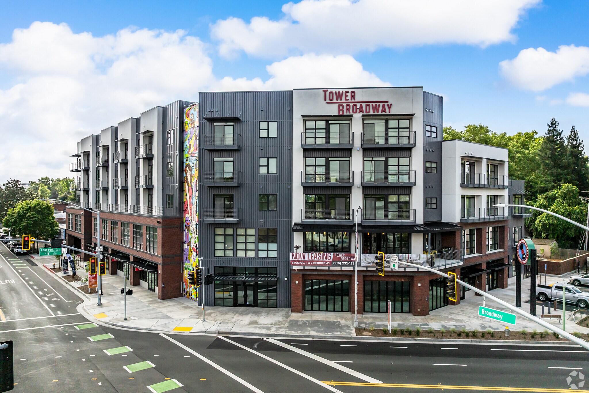 1600 Broadway, Sacramento, CA for lease Primary Photo- Image 1 of 37