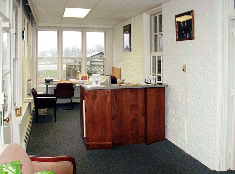 4619 S Broad St, Philadelphia, PA for lease - Lobby - Image 3 of 5