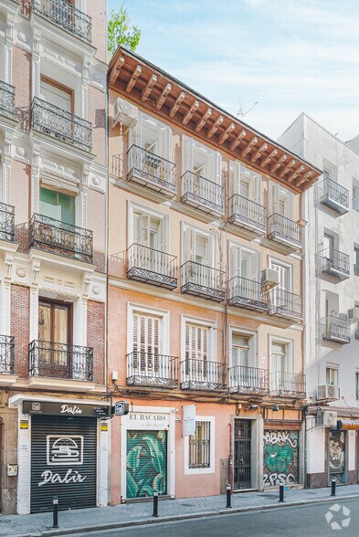 Calle de Hartzenbusch, 9, Madrid, Madrid à vendre - Photo du bâtiment - Image 2 de 3