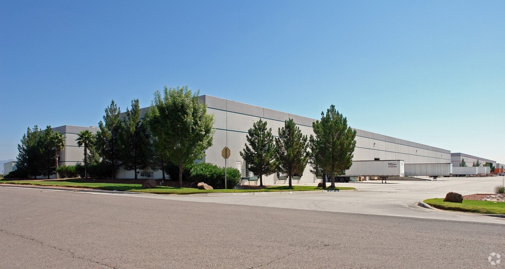 2750 Airport Rd, Santa Teresa, NM à louer - Photo du bâtiment - Image 3 de 3