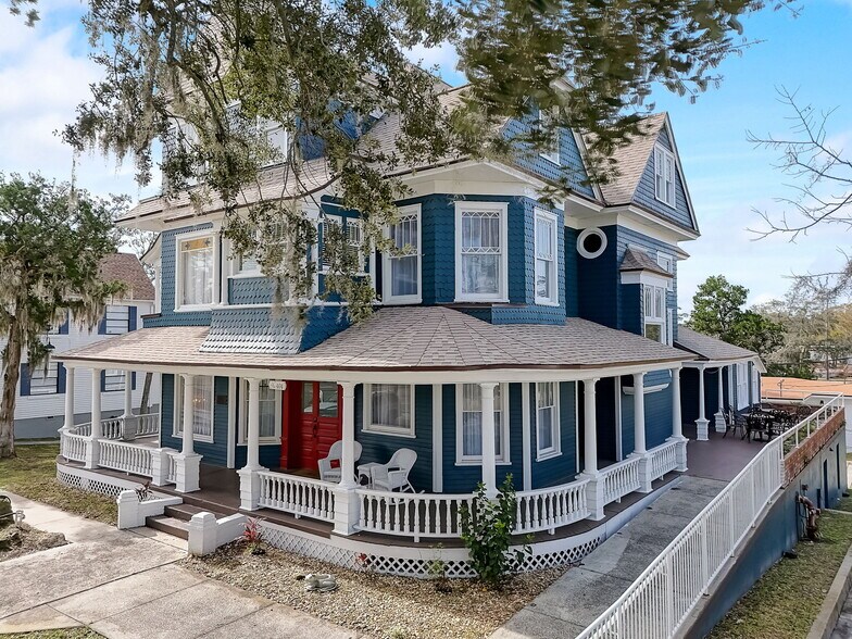 404 S Ridgewood Ave, Daytona Beach, FL à vendre - Photo du bâtiment - Image 3 de 68