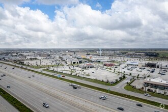 500 Baybrook Mall, Friendswood, TX - Aerial map view
