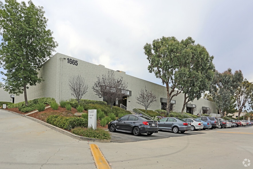 La Costa Meadows portfolio of 8 properties for sale on LoopNet.ca - Building Photo - Image 1 of 8