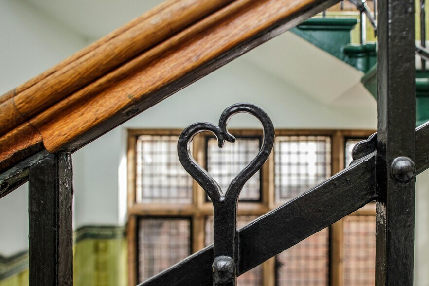 20-21 Staple Inn, Londres à louer - Photo du bâtiment - Image 3 de 5