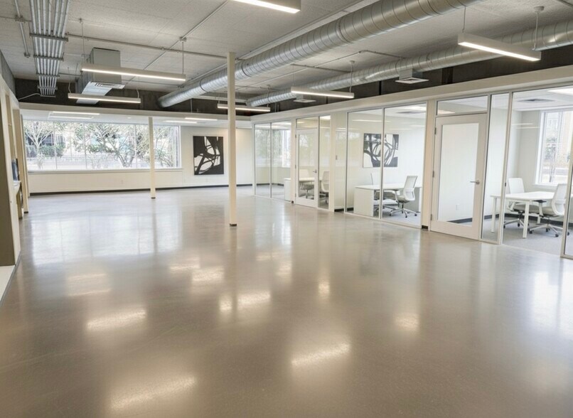 2083 Old Middlefield Way, Mountain View, CA à vendre - Photo du bâtiment - Image 3 de 13