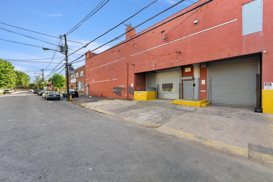 122-128 N 11th St, Newark, NJ à vendre - Photo du bâtiment - Image 1 de 15