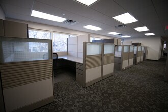 1215 Livingston Ave, North Brunswick, NJ à louer Photo intérieure- Image 2 de 11