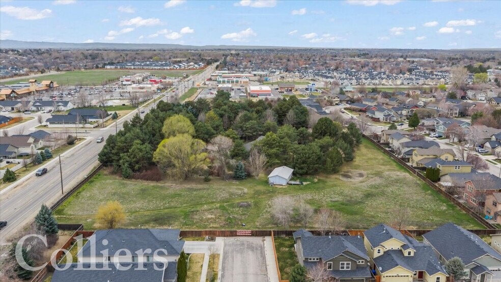 10310 W Lake Hazel Rd, Boise, ID à vendre - Photo du bâtiment - Image 3 de 6