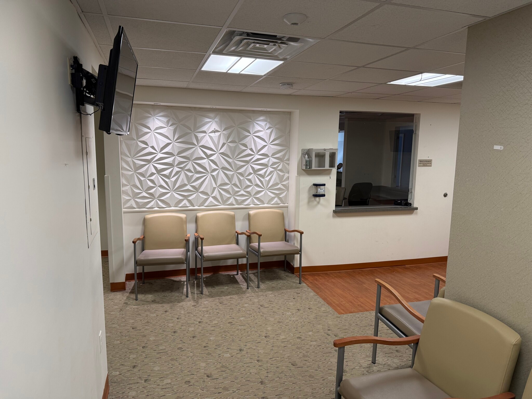 1111 Clifton Ave, Clifton, NJ à louer Photo intérieure- Image 1 de 10