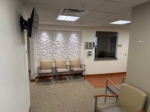 1111 Clifton Ave, Clifton, NJ à louer Photo intérieure- Image 1 de 10