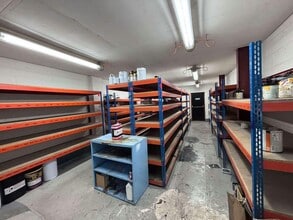 Tait Rd, Croydon à louer Photo intérieure- Image 1 de 4