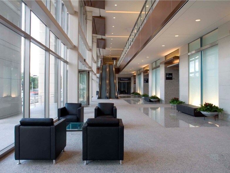 6400 Fannin St, Houston, TX à louer - Hall d’entrée - Image 3 de 18