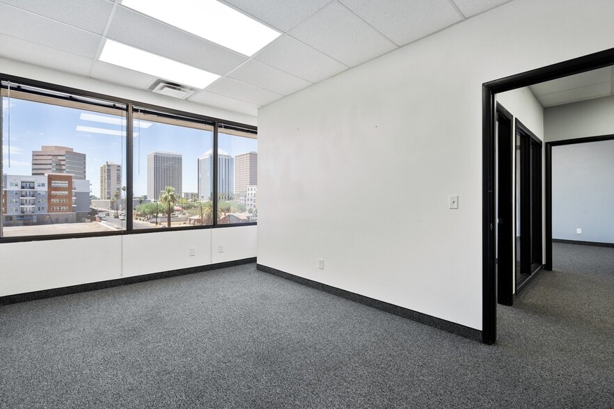 67 E Weldon Ave, Phoenix, AZ for lease - Interior Photo - Image 3 of 8