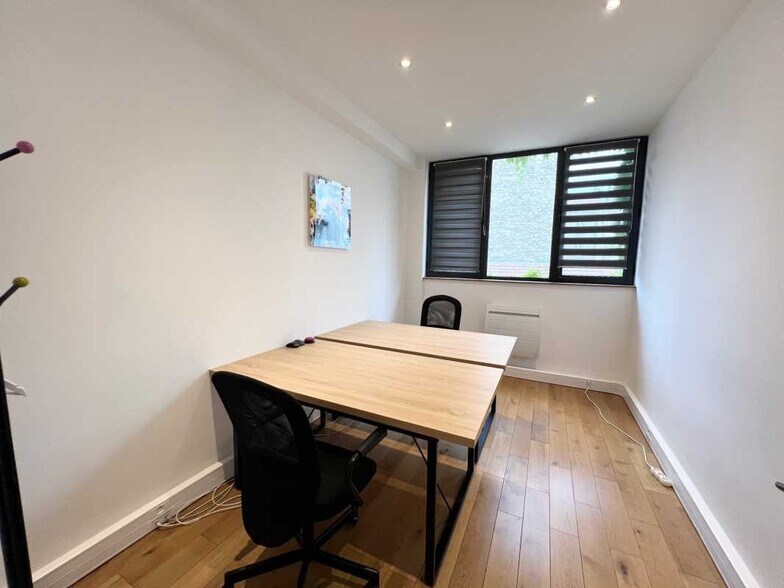 92 Avenue De Saint-Mandé, Paris for lease - Interior Photo - Image 3 of 6