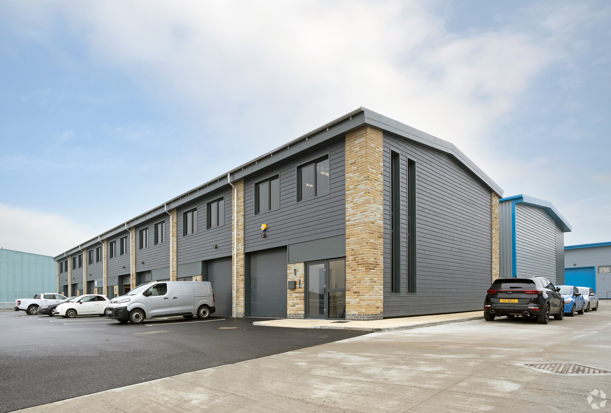 Flanshaw Way, Wakefield for lease Primary Photo- Image 1 of 2