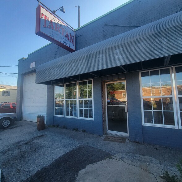 23 N Main St, Dry Ridge, KY à louer - Photo du bâtiment - Image 2 de 9