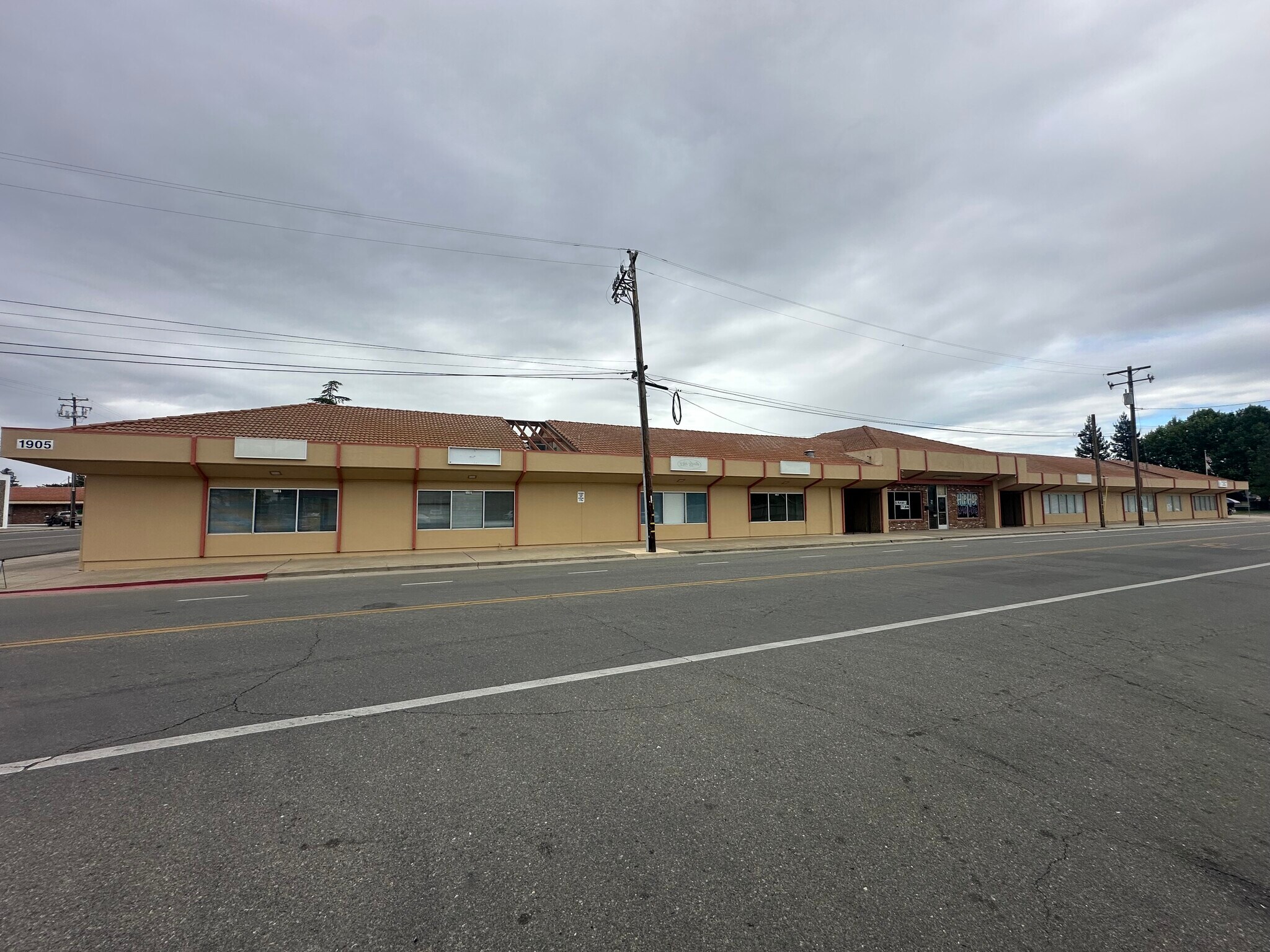 1905 Covillaud St, Marysville, CA à vendre Photo principale- Image 1 de 34