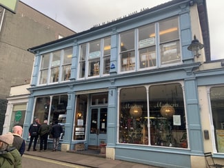 Plus de détails pour 33 Lake Rd, Keswick - Commerce de détail à louer