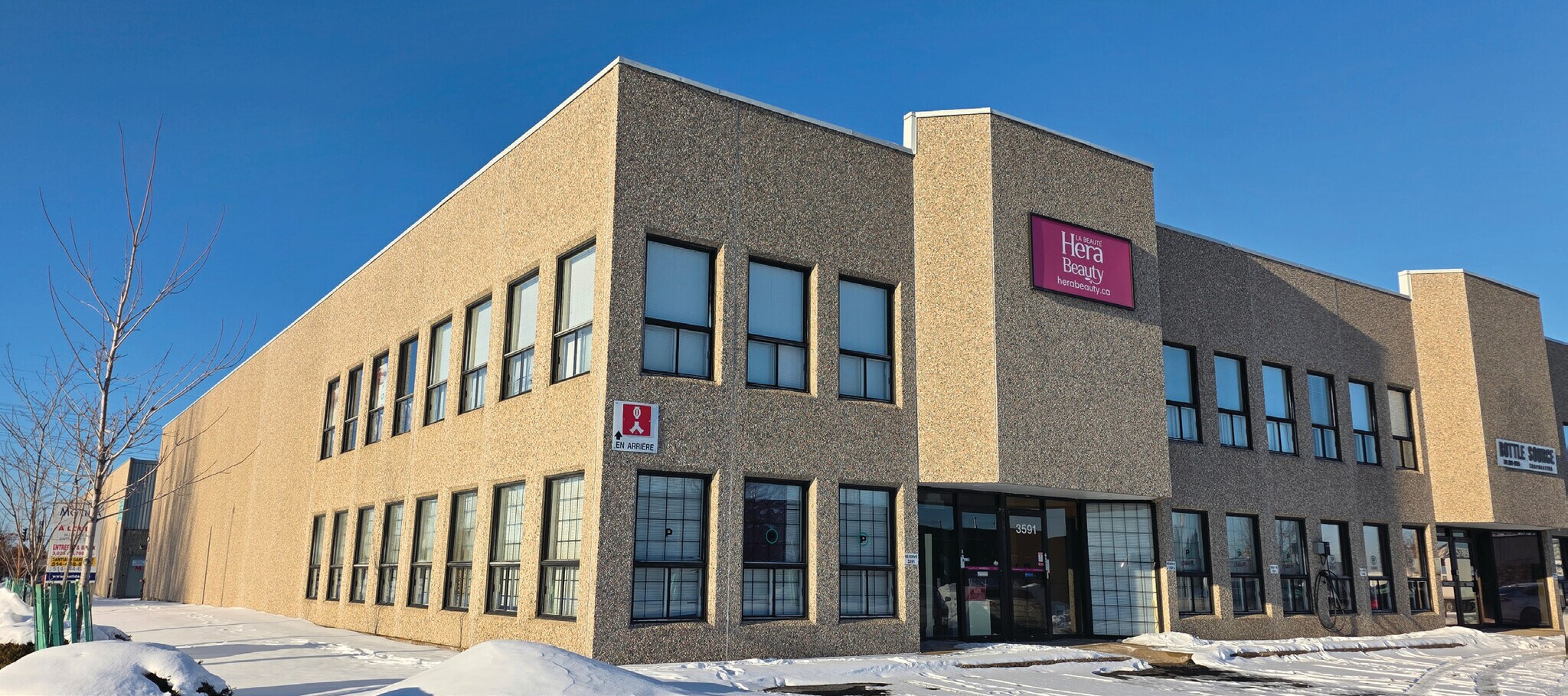 3539-3591 Rue Ashby, Saint-Laurent, QC à louer Photo du bâtiment- Image 1 de 9