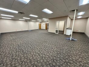 1961 Premier Dr, Mankato, MN à louer Photo du bâtiment- Image 1 de 6