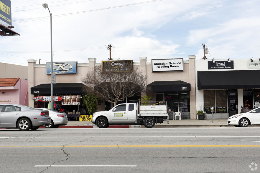 22753-22755 Ventura Blvd, Woodland Hills, CA for lease - Building Photo - Image 3 of 11