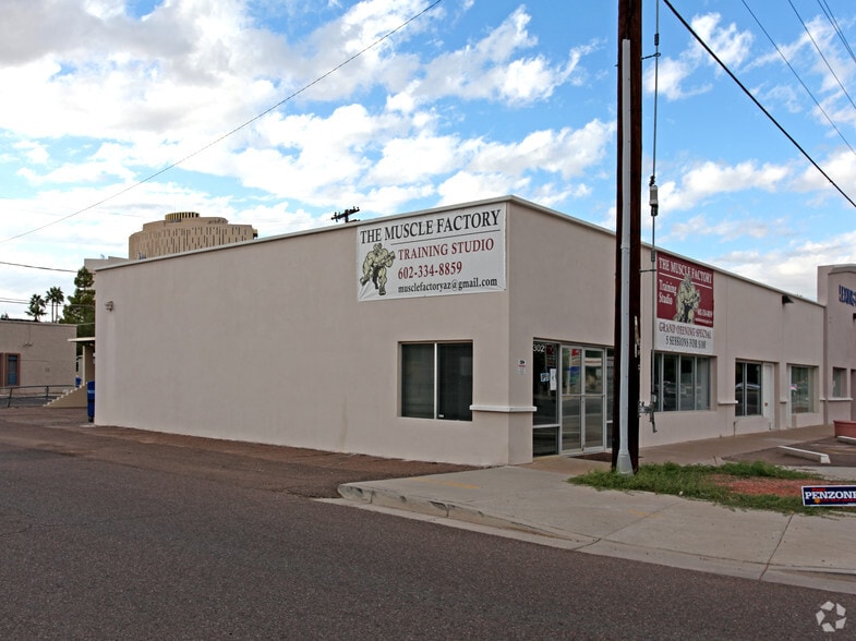 3302-3316 N 3rd St, Phoenix, AZ à louer - Photo du bâtiment - Image 3 de 7