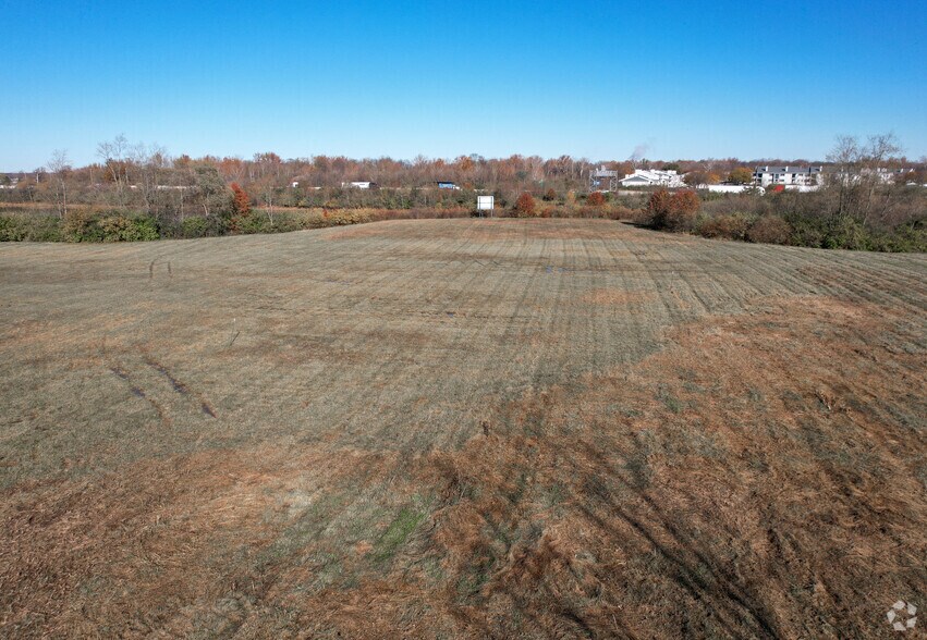 5110 E 82nd St, Indianapolis, IN à vendre - Photo du bâtiment - Image 2 de 4