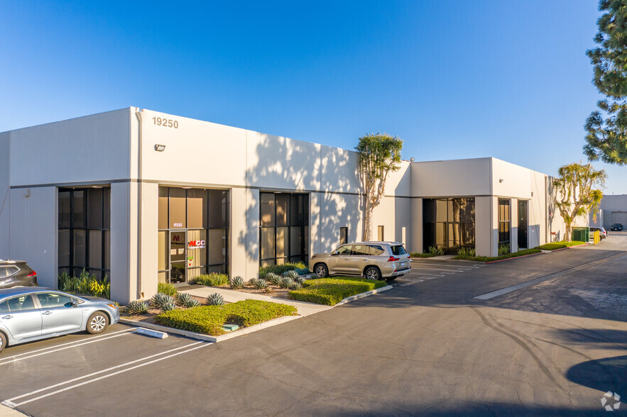 19250-19260 Van Ness Ave, Torrance, CA for sale - Primary Photo - Image 1 of 1